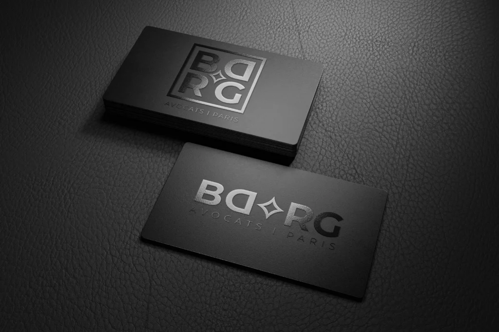 Mockup carte de visite du logo BDRG réalisé par Lisa Bardet, Conceptrice Designer UI | Portfolio Digital Lisa