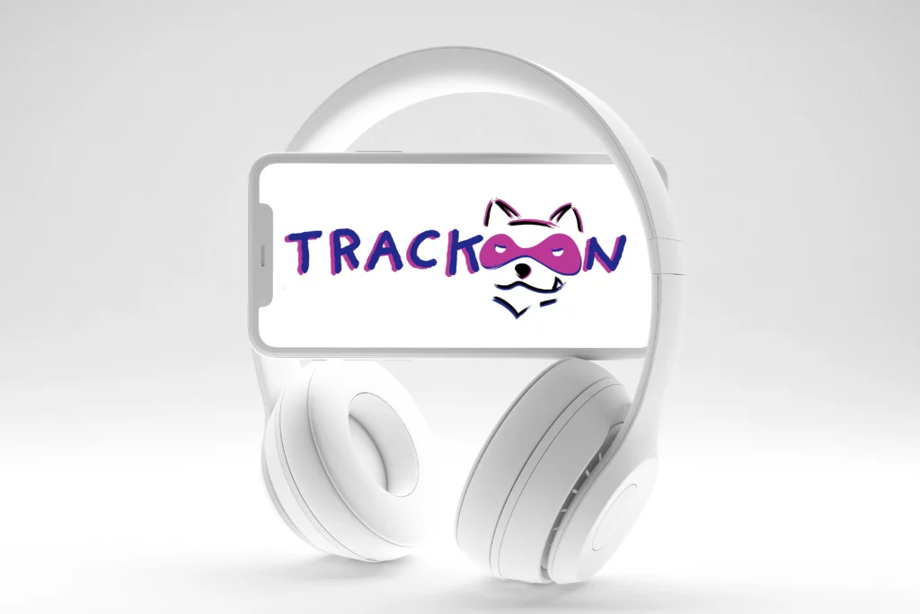 Mockup du logo TRACKOON réalisé par Lisa Bardet, Conceptrice et Designeuse UI | Portfolio Digital Lisa